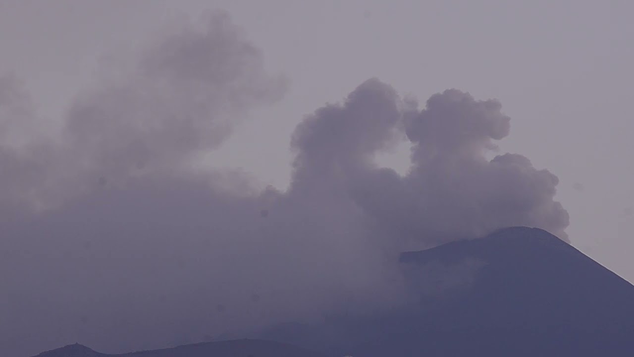 FUMO NORDEST- CRATERE ETNA - AL TRAMONTO DI FERRAGOSTO 2025