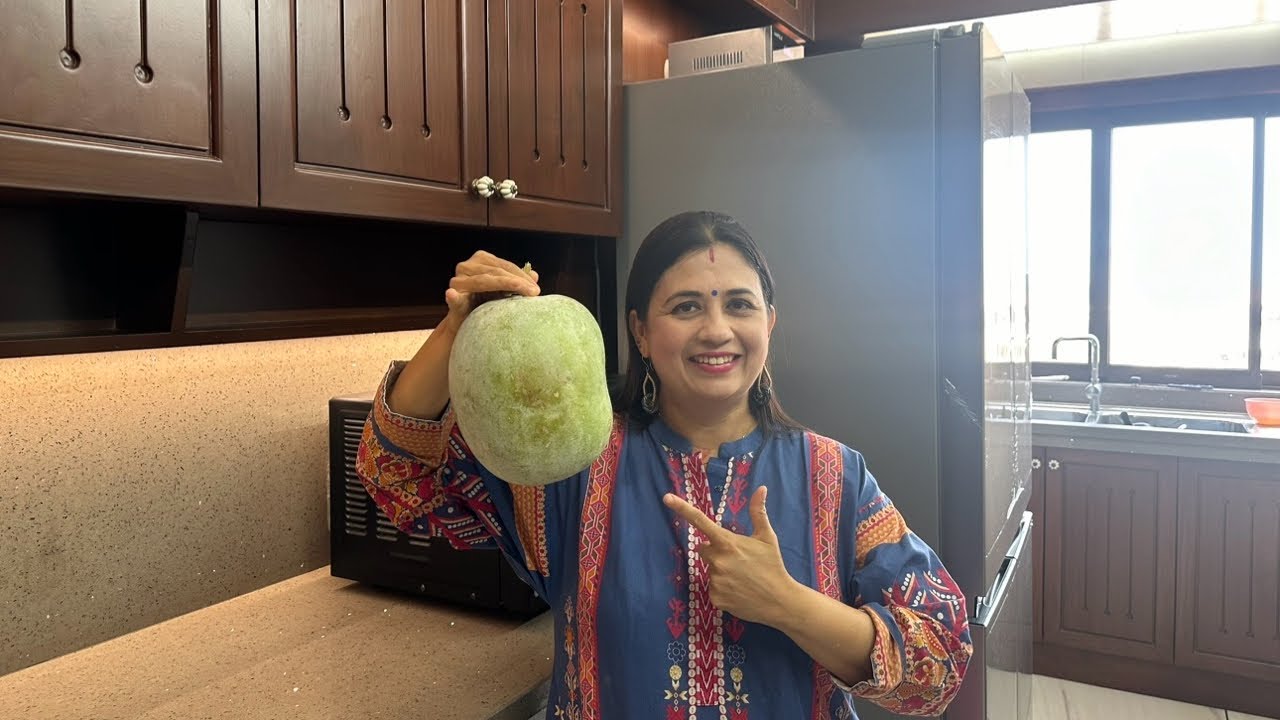 Puli Koddel (Temple Style) Sweet and spicy Ash Gourd curry