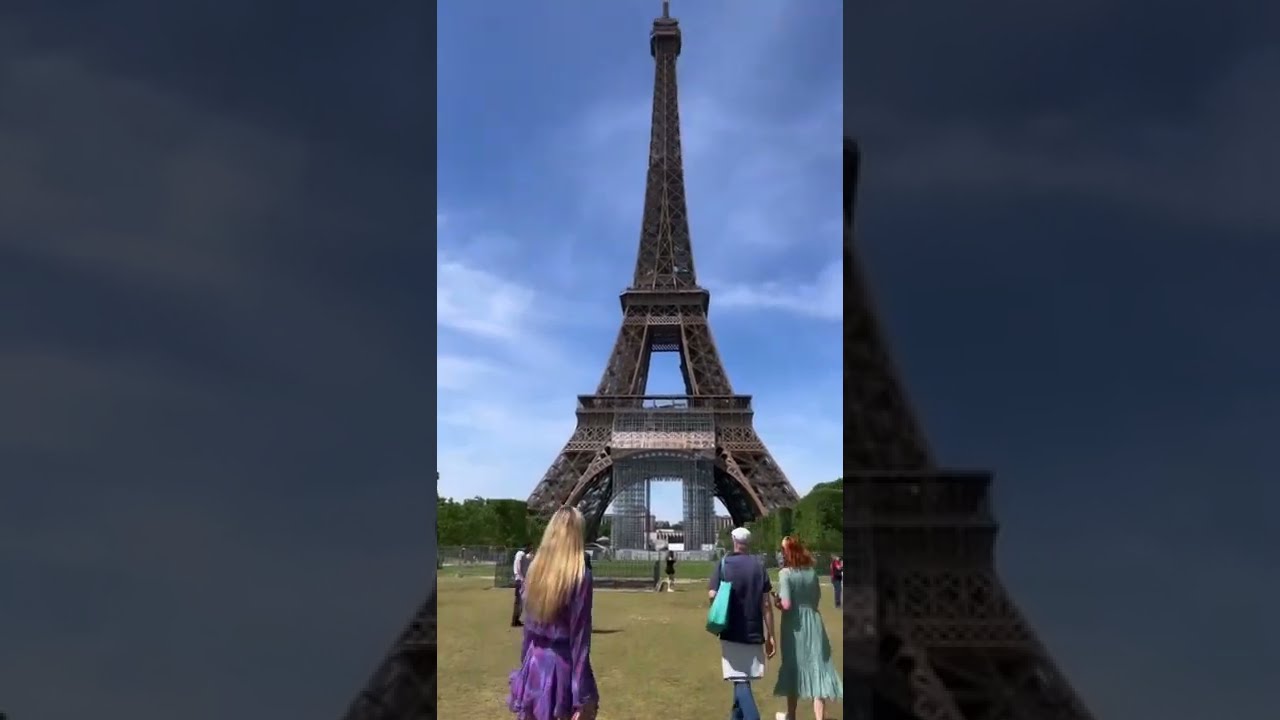 Danielle Collins Paris / Danimal  Paris Edition! Stay tuned 🥳 ♫ Amour plastique - Videoclub
