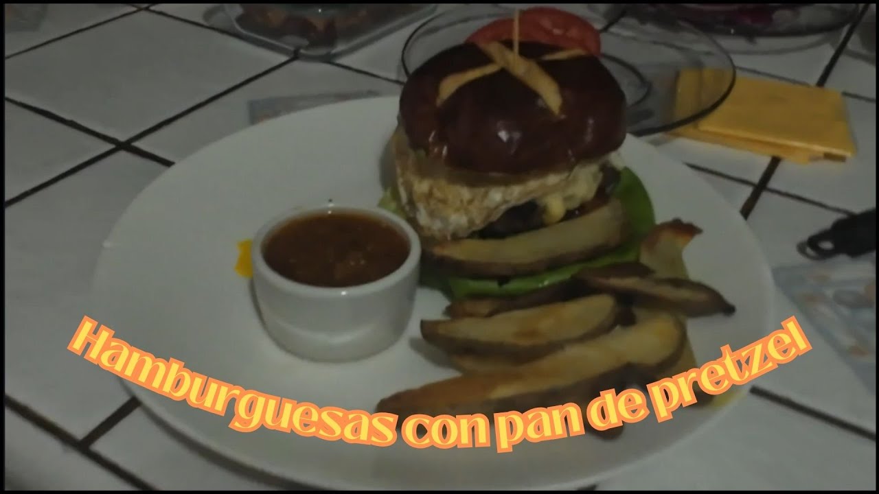 Como Hacer: Hamburguesas con pan de pretzel