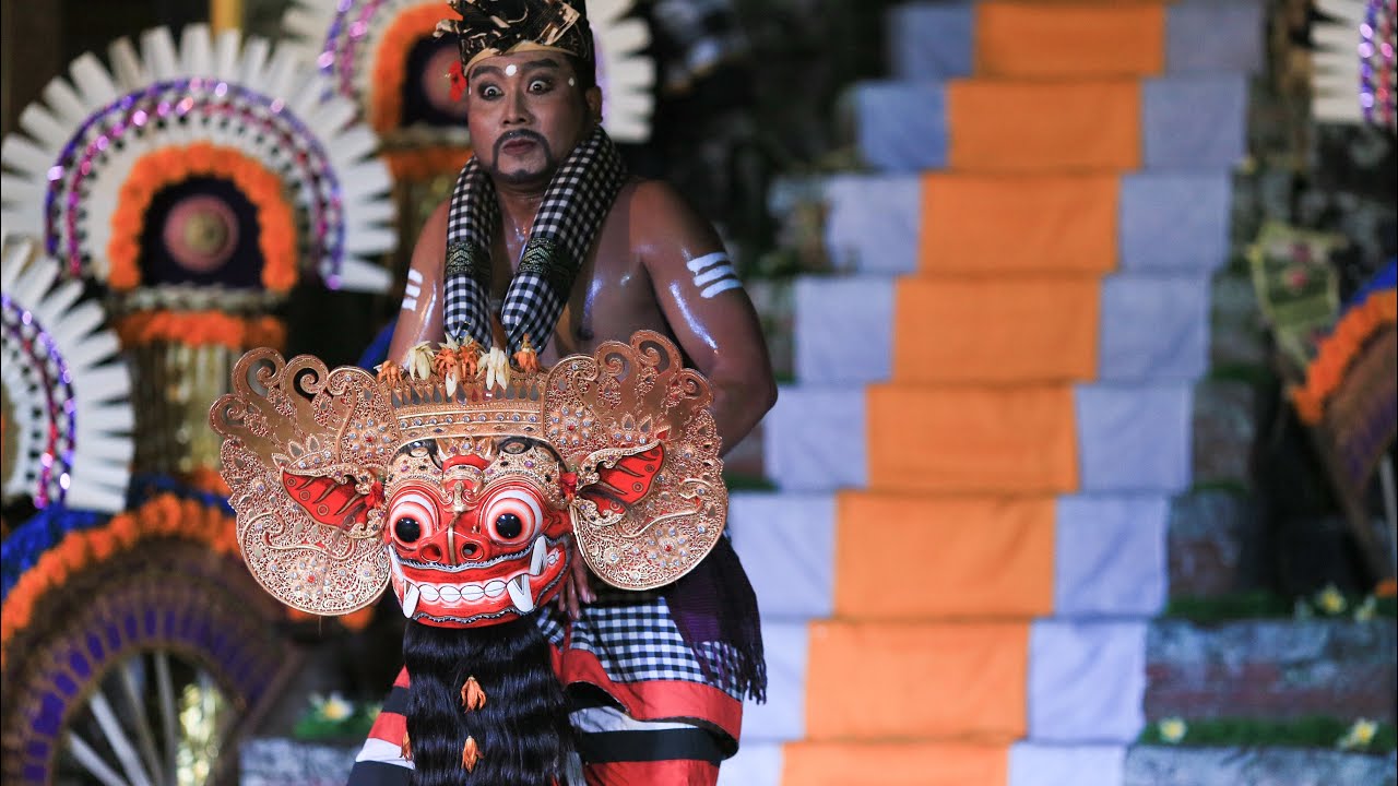 Ida Ratu Gede Lingsir Mesolah Napak Pertiwi | Pura Dalem Agung Tulikup Kelod