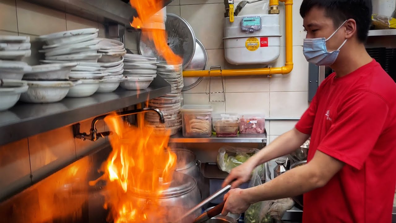 SINGAPORE'S NEWEST HAWKER CENTRE  - FERNVALE HAWKER CENTRE - SINGAPORE FOOD TOUR
