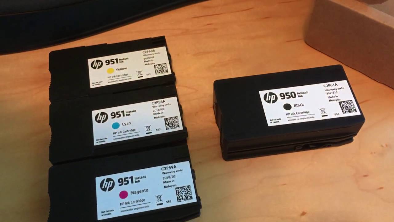 Unboxing HP Instant Ink Welcome Package