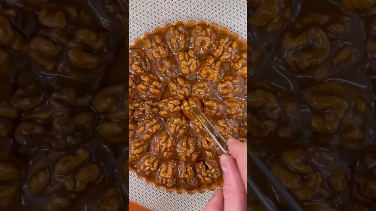 🤤Vanilla Caramel and Walnut Pie 