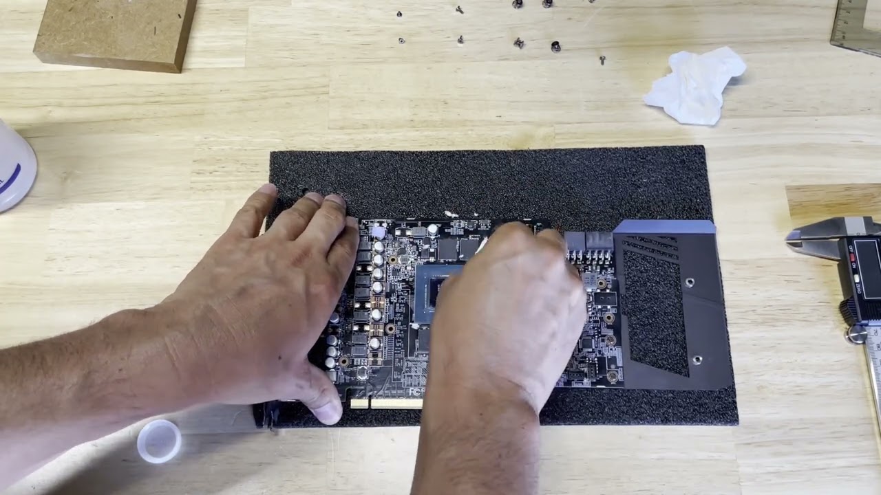 Mantenimiento rtx 3060 ti gigabyte aorus (cambio de thermal pads y pasta térmica)...