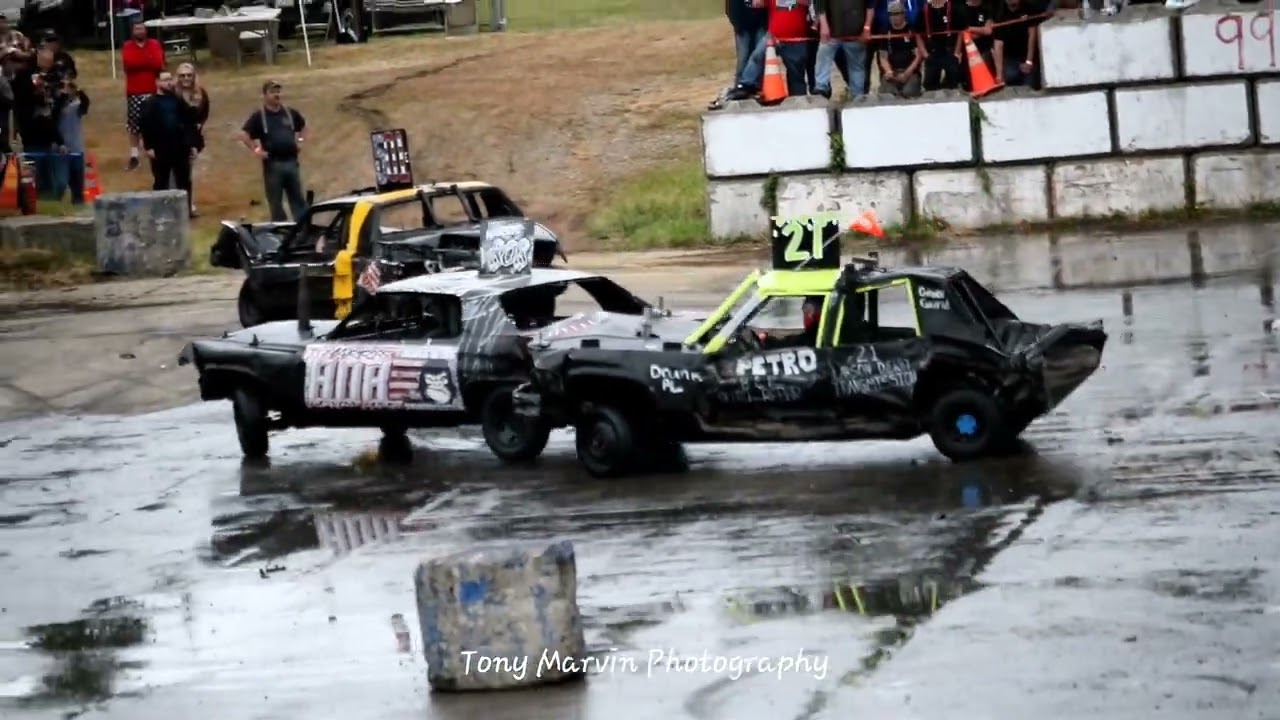 FORKS 4TH OF JULY DEMOLITION DERBY 2022 - BIG CARS - HEAT 1