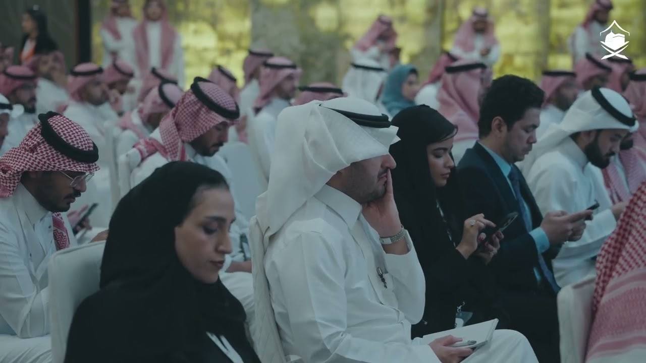 كلمة معالي وزير الحج في المؤتمر الصحفي الحكومي