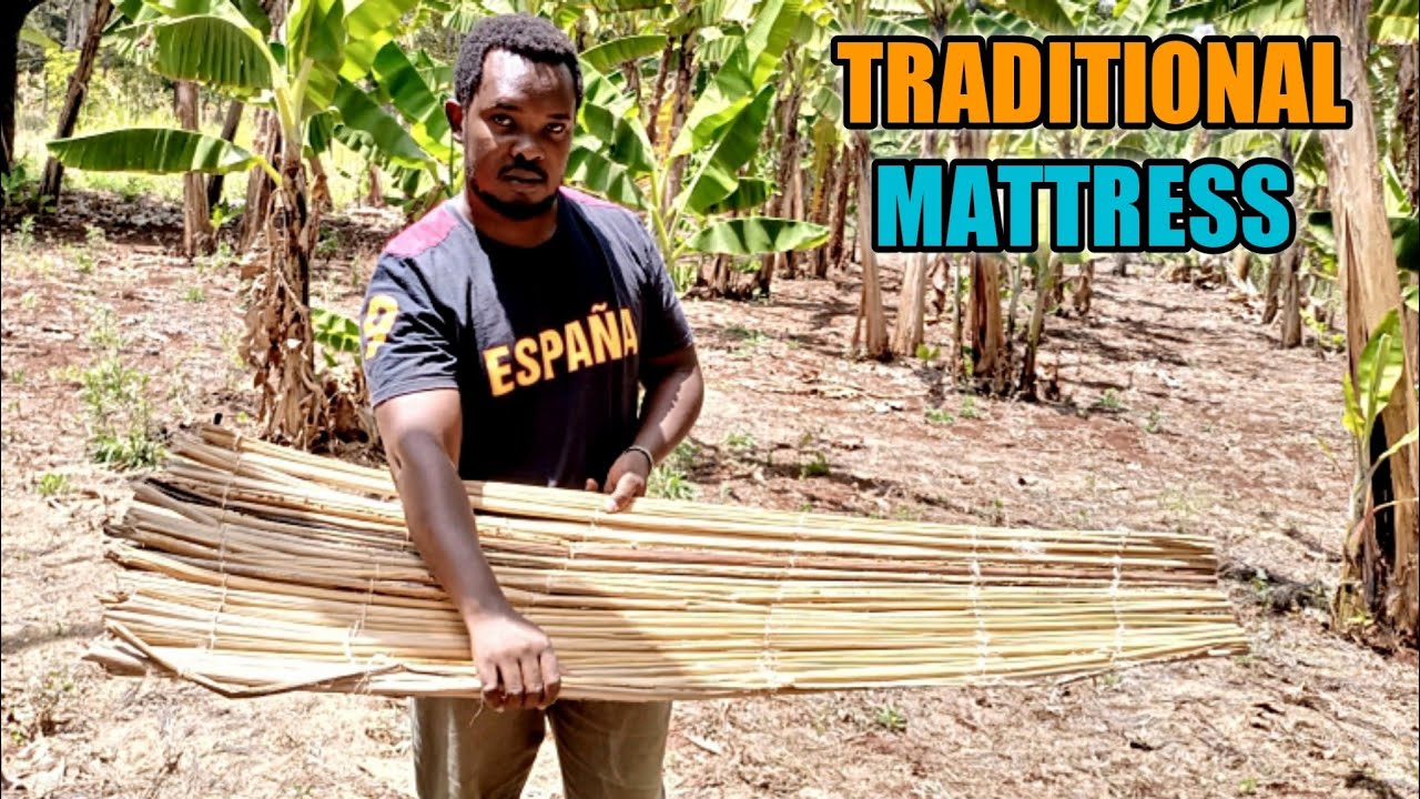HOW TO MAKE A TRADITIONAL  MATTRESS(kíbarí)/DRIED BANANA LEAVES MAT (diy11)