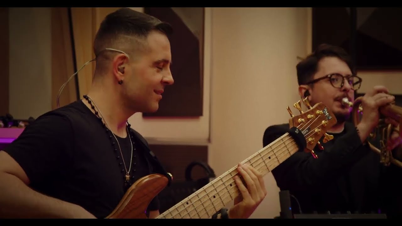 R.S. Riverman Group - Neon Drift (Live Perfоrmance)