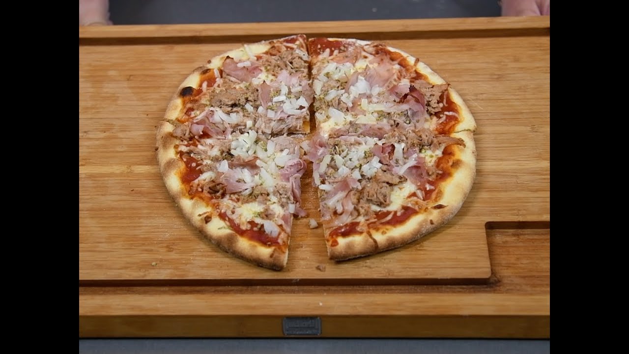 Koldhævet og Grillet Pizza