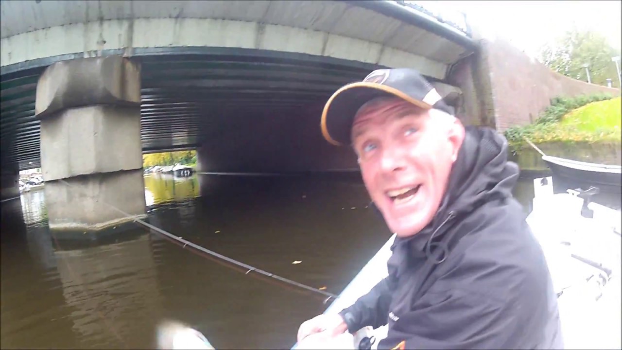 Big pike on the dropshot ultra light (Hengelsport 2000 Amsterdam)