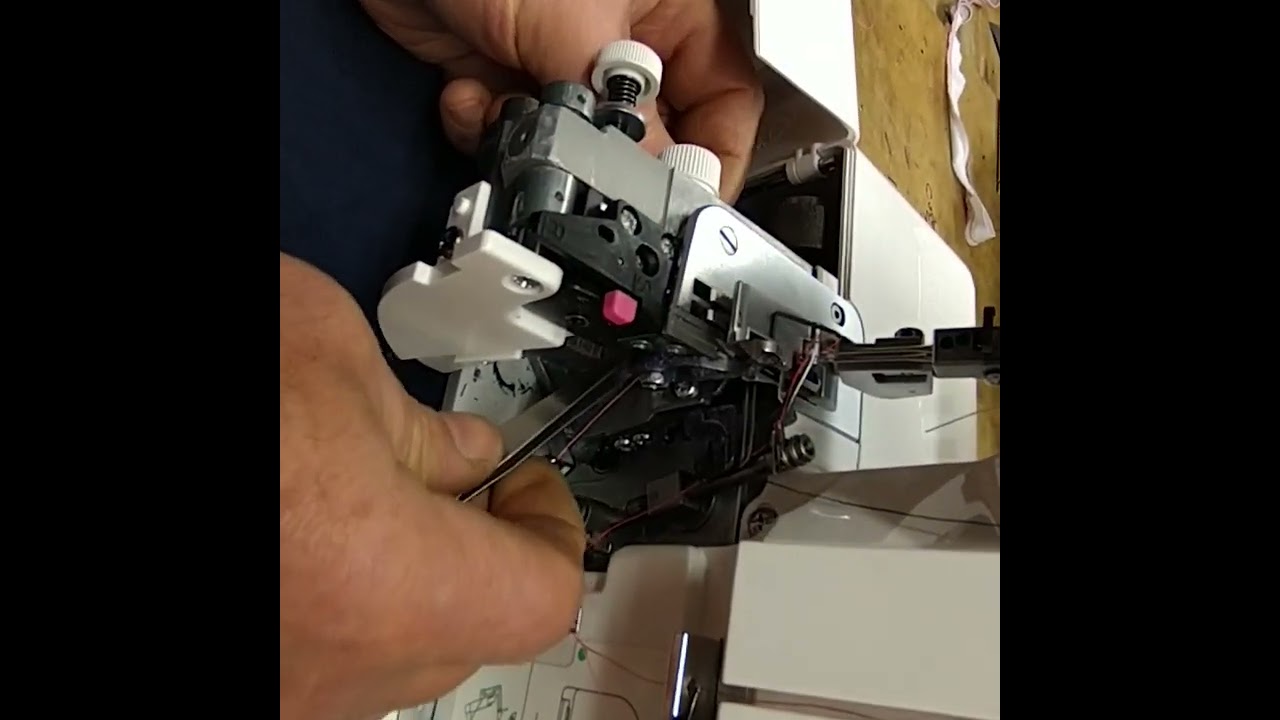 Janome Overlocker threading