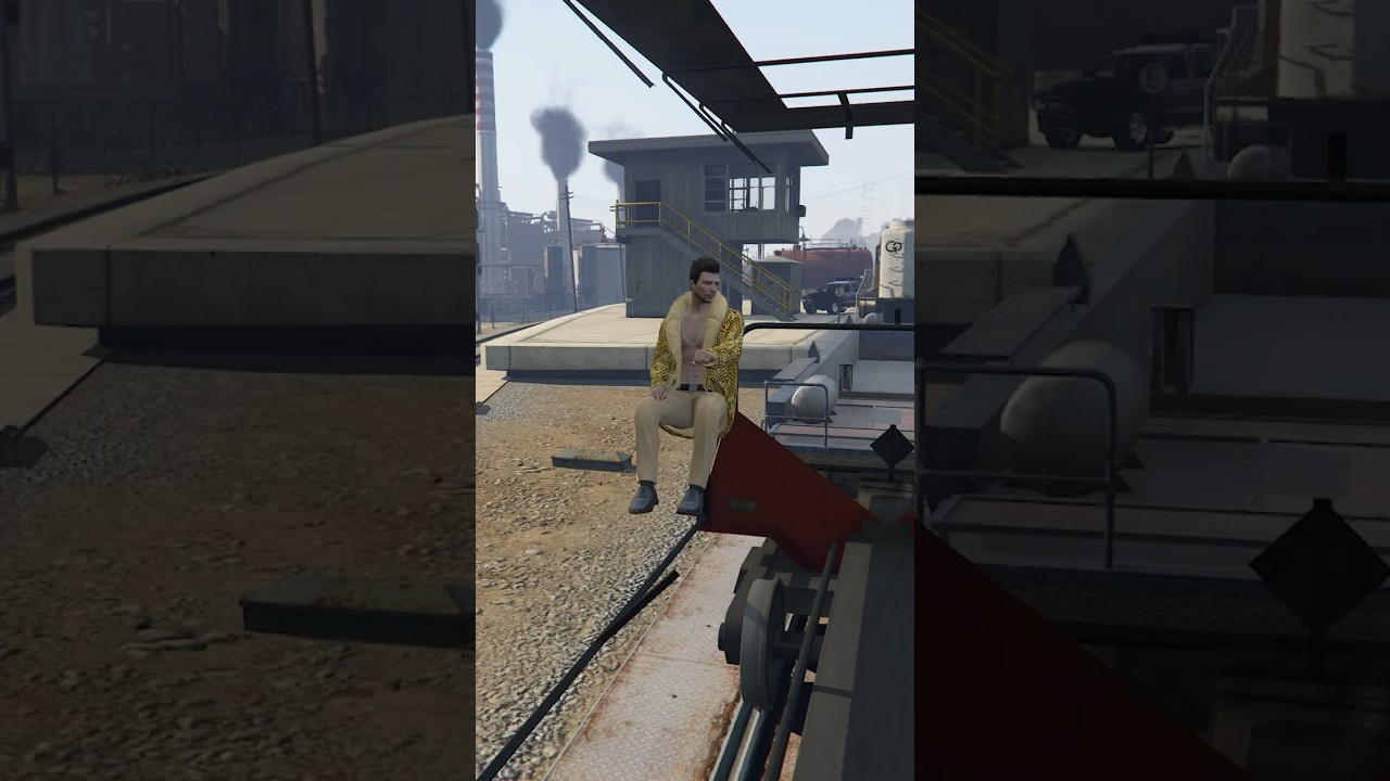 You Can Get Inside The Train In GTA Online?! #gta5 #gtav #gtaonline - DarkViperAU