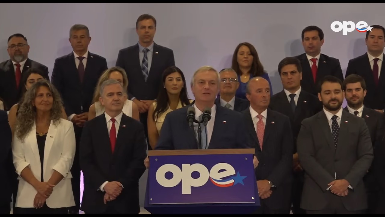 Analizando la presentación de sub secretarias de JAK y algunas lecturas en torno a las mismas