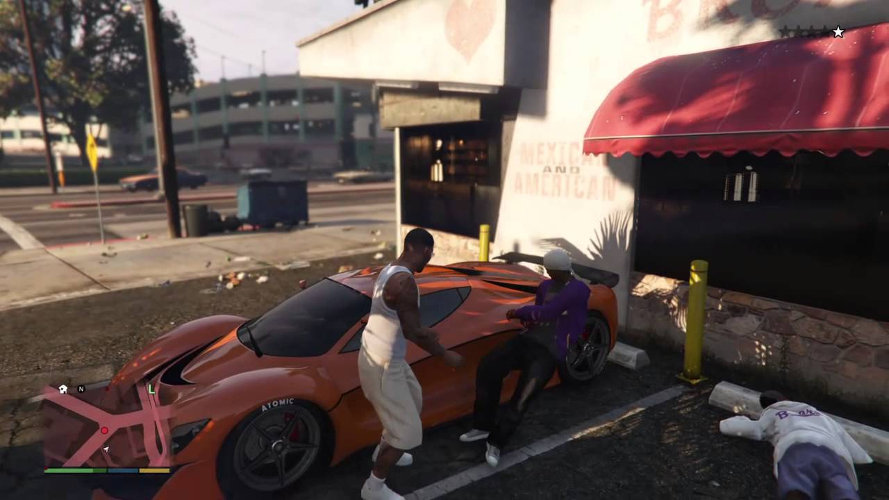 Grand Theft Auto V getting jumped by 7 people in the hood