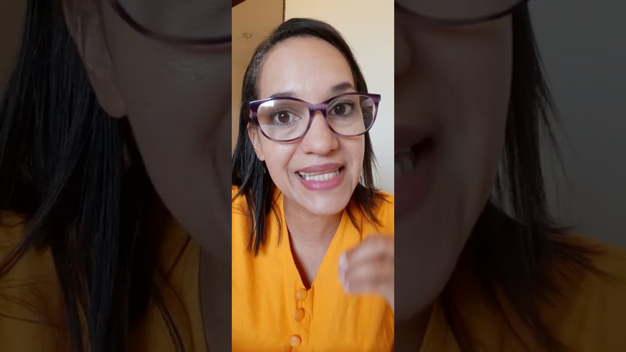 Tem algo escondido por trás do sofá, Está trazendo atraso e vc vai saber.