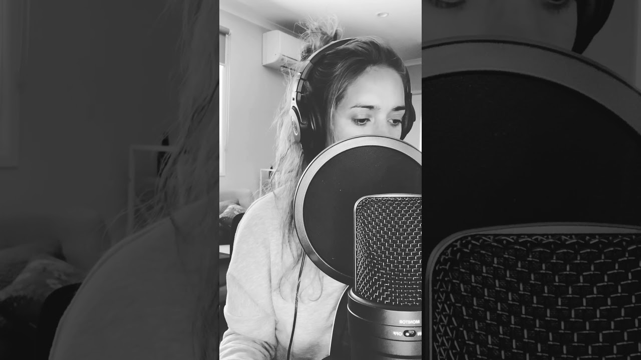 Ria Ritchie - Adele - Easy on me - Acoustic Cover