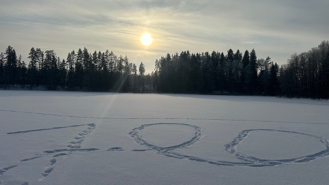 Рыбалка на щуку 2026 январь. Лесное озеро Латгалии)