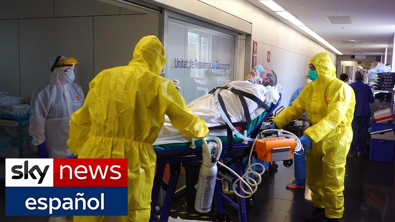 Coronavirus: En La UCI Del Hospital Del Mar En Barcelona