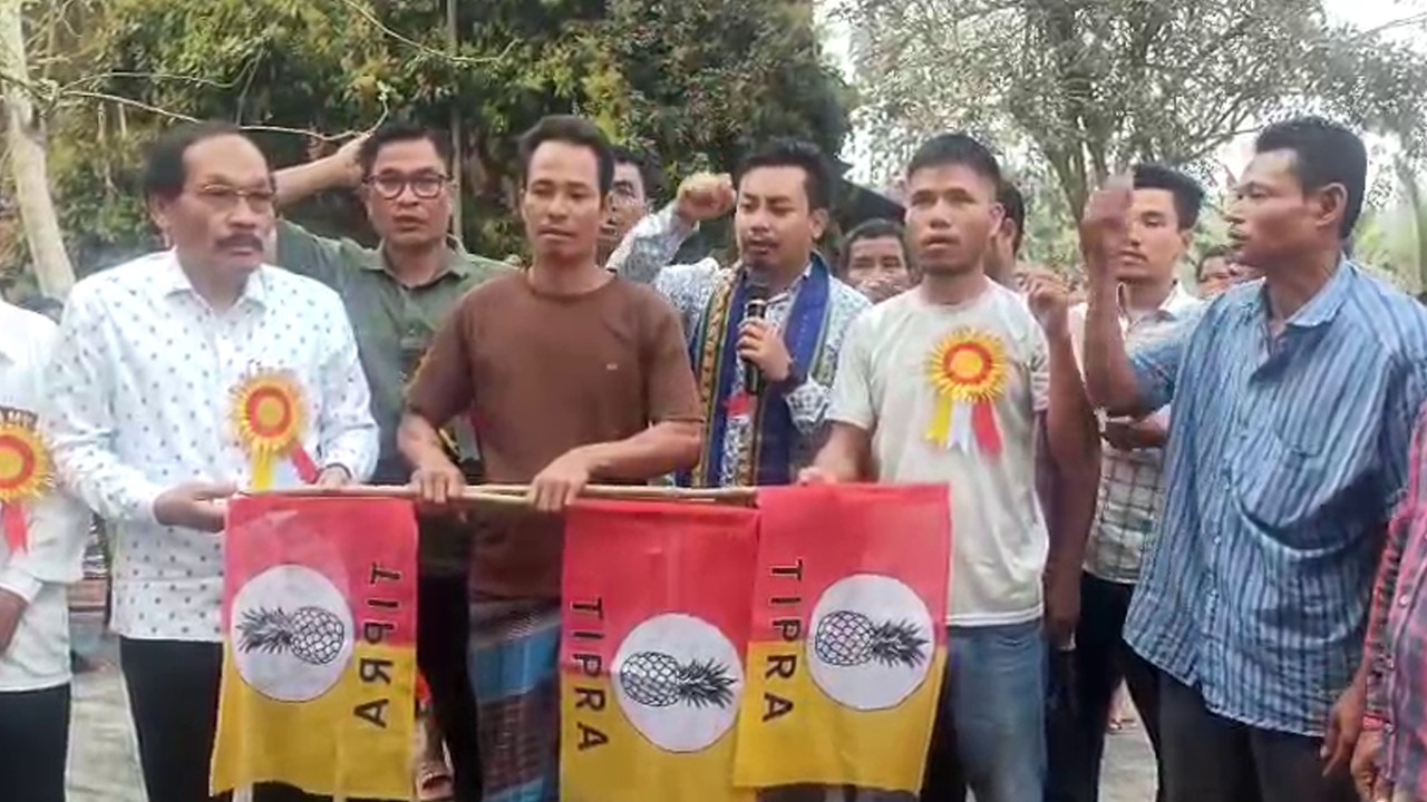 TIPRA Motha Expands Base in Mandwi; Distribution Drive Held at Miling Malang market.