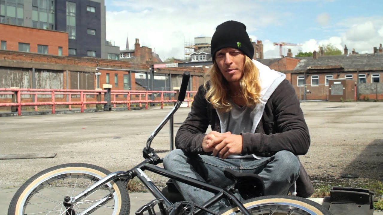 Greg Illingworth - Mongoose Fraction Bike Check
