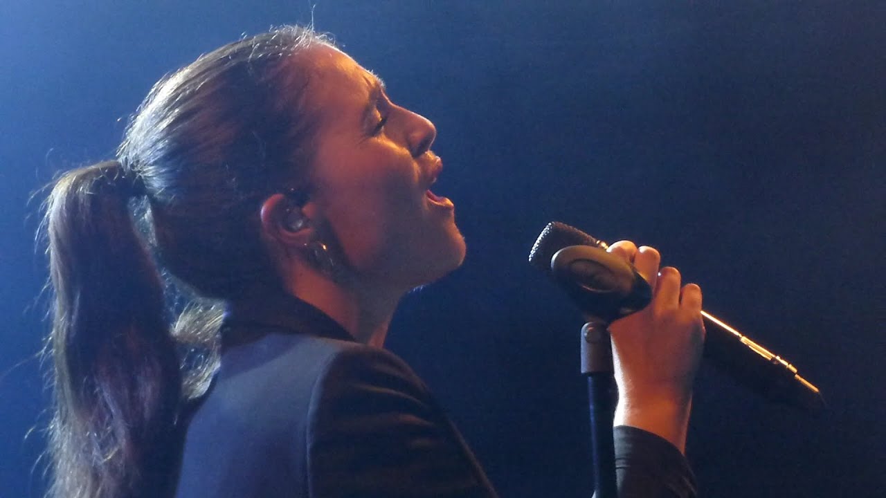 Jessie Ware - Pieces - Live Paris 2014
