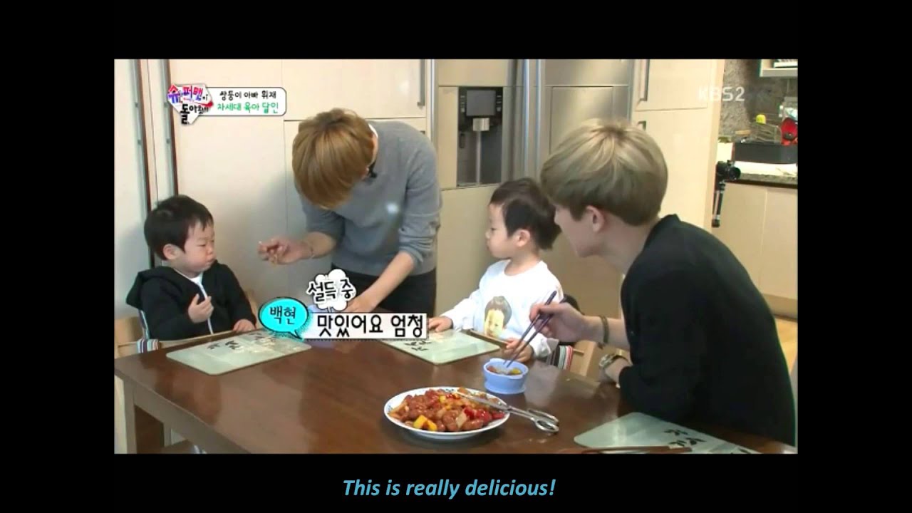 [ENGSUB] 150524 Chanbaek // TROS (Chanbaek feeding the twins)