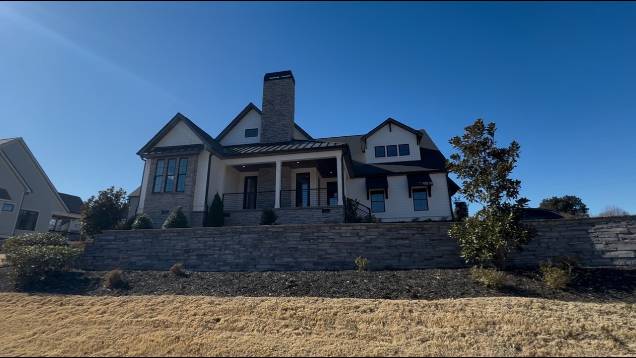 Tour Inside A Luxurious New Construction Craftsman in Greenville South Caroline | $687,900