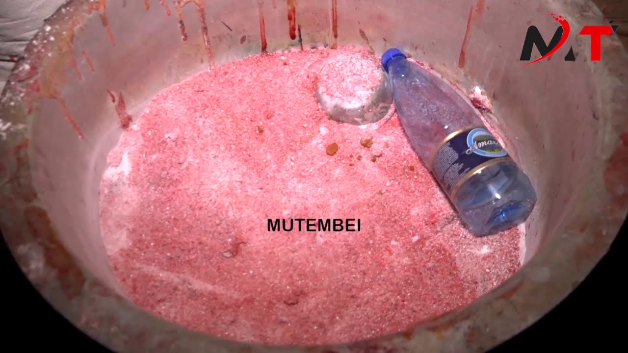 SEE DRAMA IN NAKURU AS FAKE TOMATO SAUCE PRODUCER IS ARRESTED BY POLICE!!