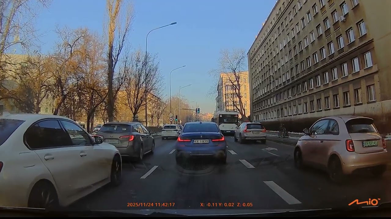 Co wybierzesz? Prawy czy lewy pas?