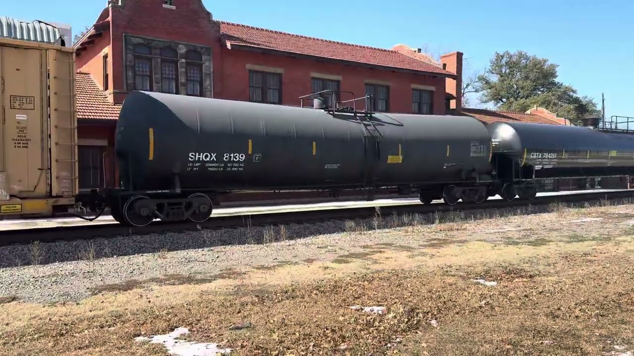 SB BNSF mixed freight 2/3/26
