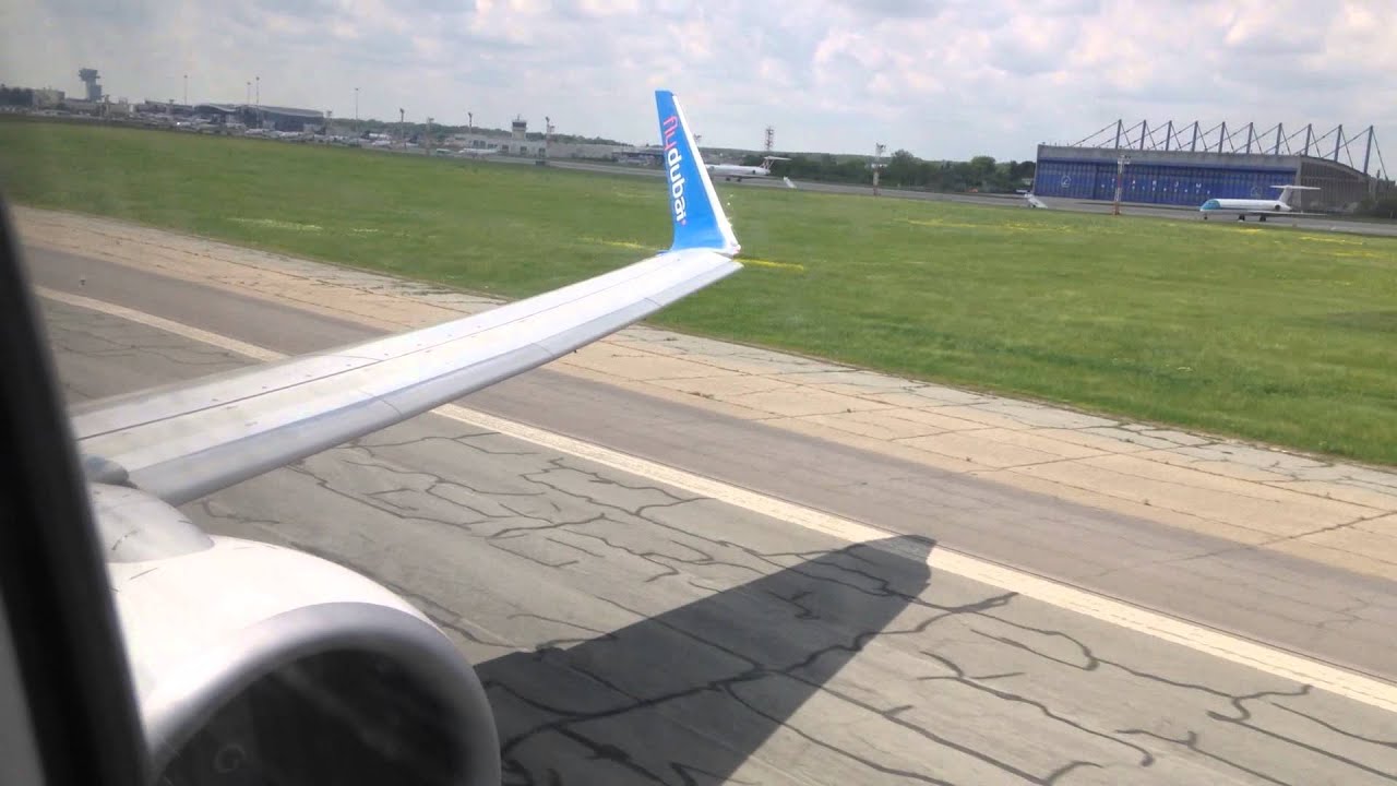 flydubai 737-800 take-off from Bucharest OTP