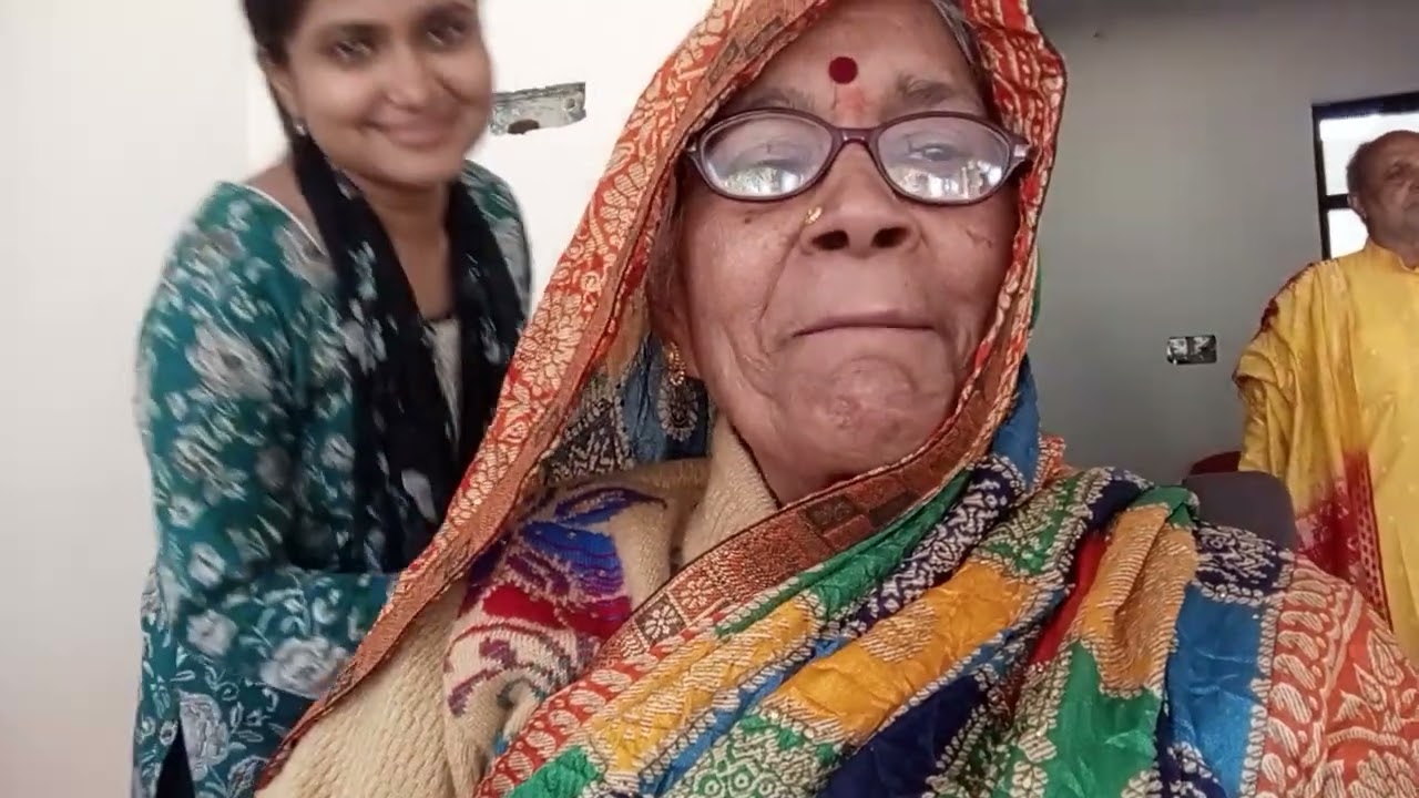 सबसखी 🔔👍 साथ गीतबहुत सुंदर 🙏🙏🌺