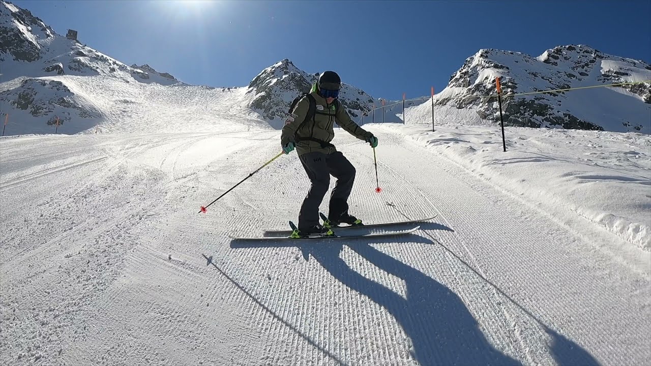 NEGOTIATING OFF PISTE ENTRANCES - SIDE SLIPPING