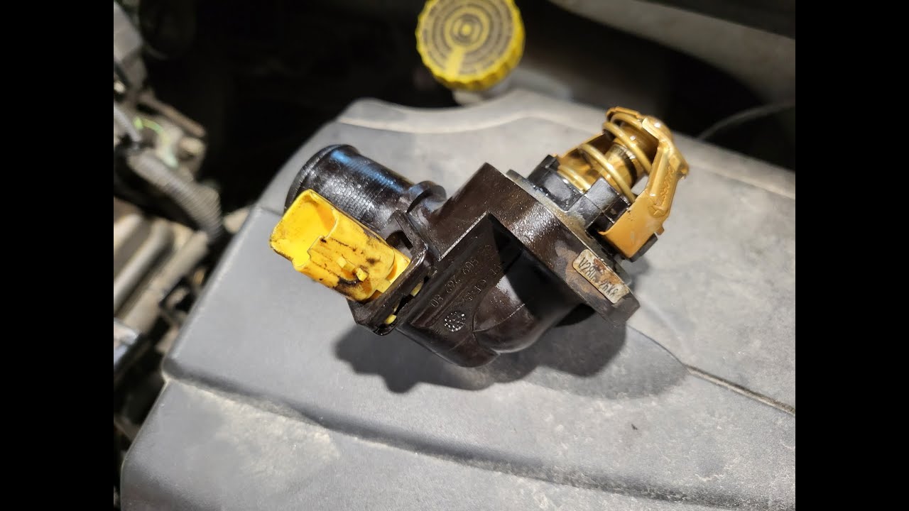 Wymiana termostatu w Citroen C2 silnik 1,4 benzyna