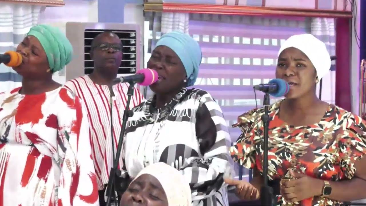 PRAISES AND WORSHIP | 19th July, 2023 | #stephenadomkyeiduah #adomkyeiduah