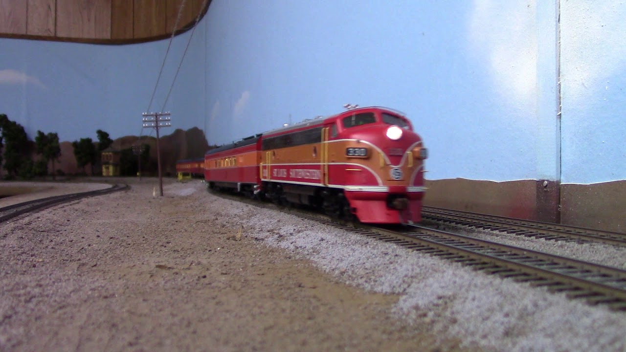 Athearn Genesis St. Louis Southwestern (Cotton Belt) FP7.
