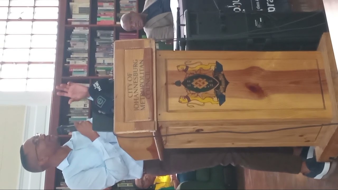 Themba Mathibe, CEO of Johannesburg Development Agency , re-opening the Joburg City Library