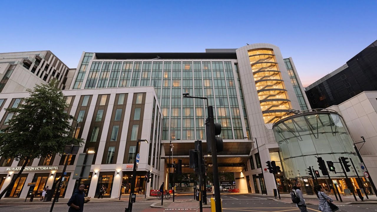 HOTEL RIU PLAZA LONDON VICTORIA | London, United Kingdom | Hotel Review🏠