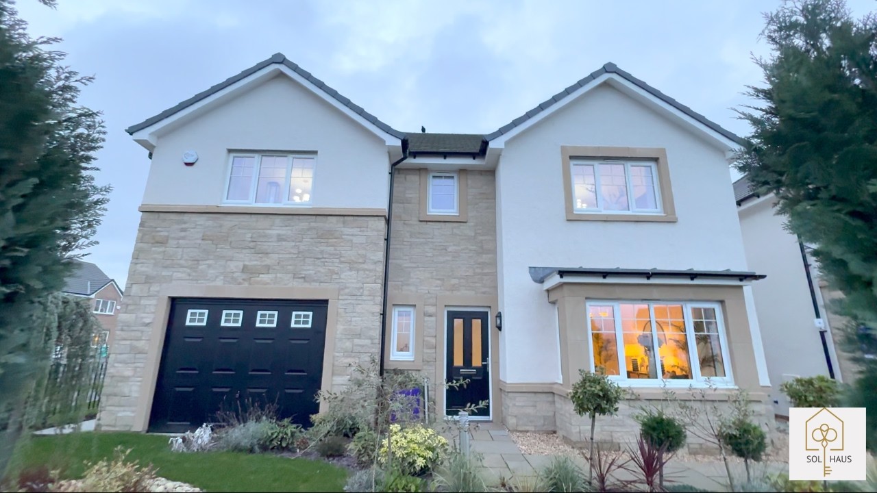 Внутри дома 