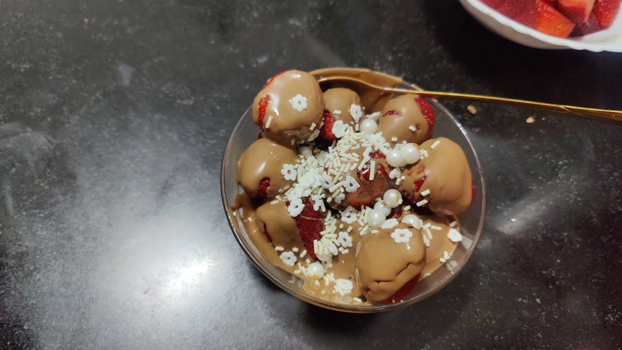 Chocolate🍫 strawberry 🍓| Home made  चॉकलेट स्ट्रॉबेरी | Professional 👩‍🍳& home method ✅ Easy&quick🍓