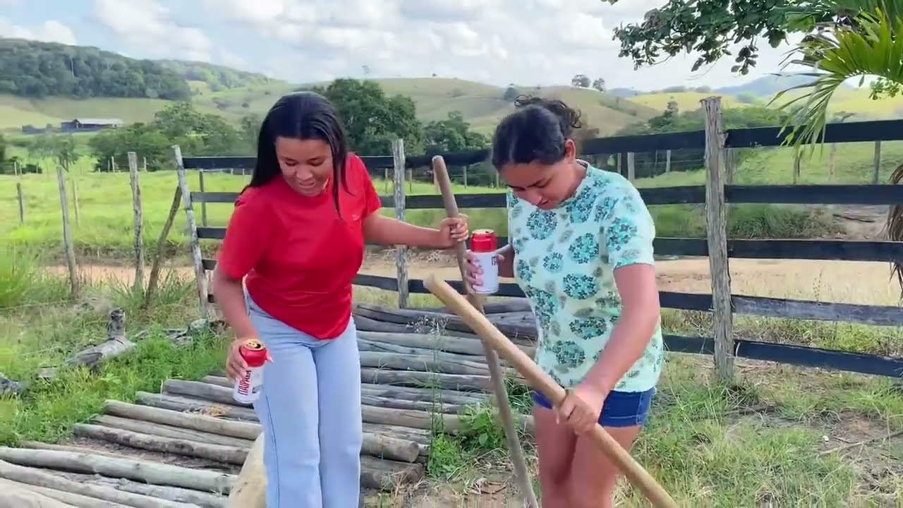 Patrão pega seus funcionários no flagra bebendo em horário de serviço veja 😱😱