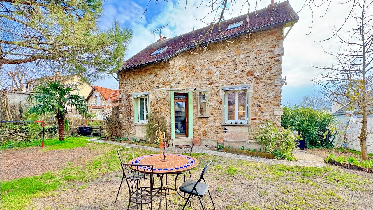 MAISON - 94 M² - ÉTAMPES (91)