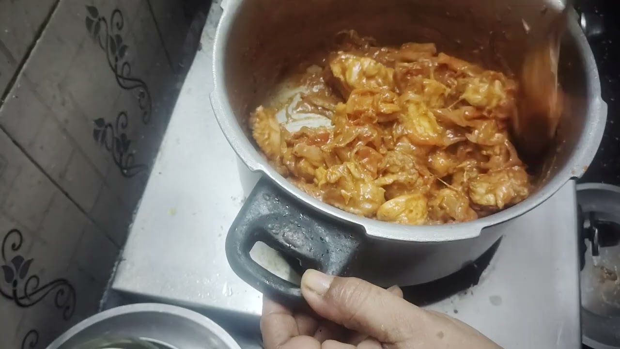  H R samayal சுவையான சுருக்கு nu chicken கிரேவி 😋 recipe like and share and subscribe 🙏😍