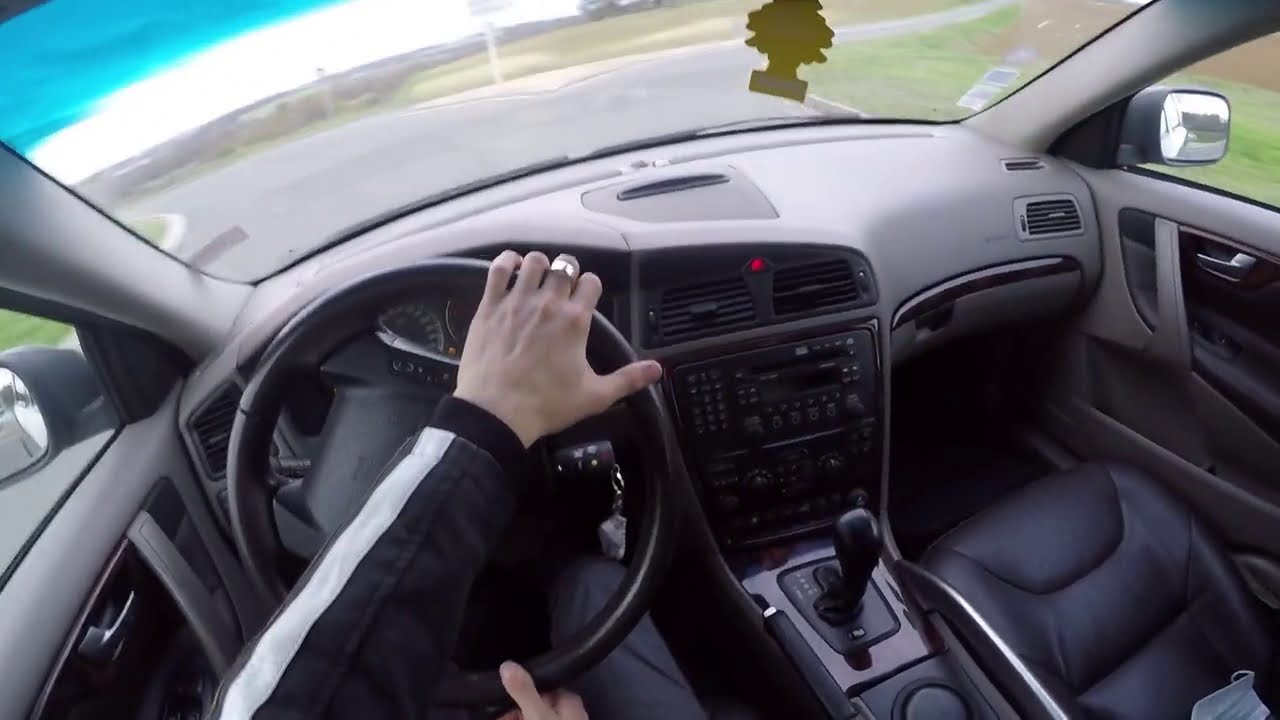 Volvo XC70 2.4 D5 (2005) - POV Drive