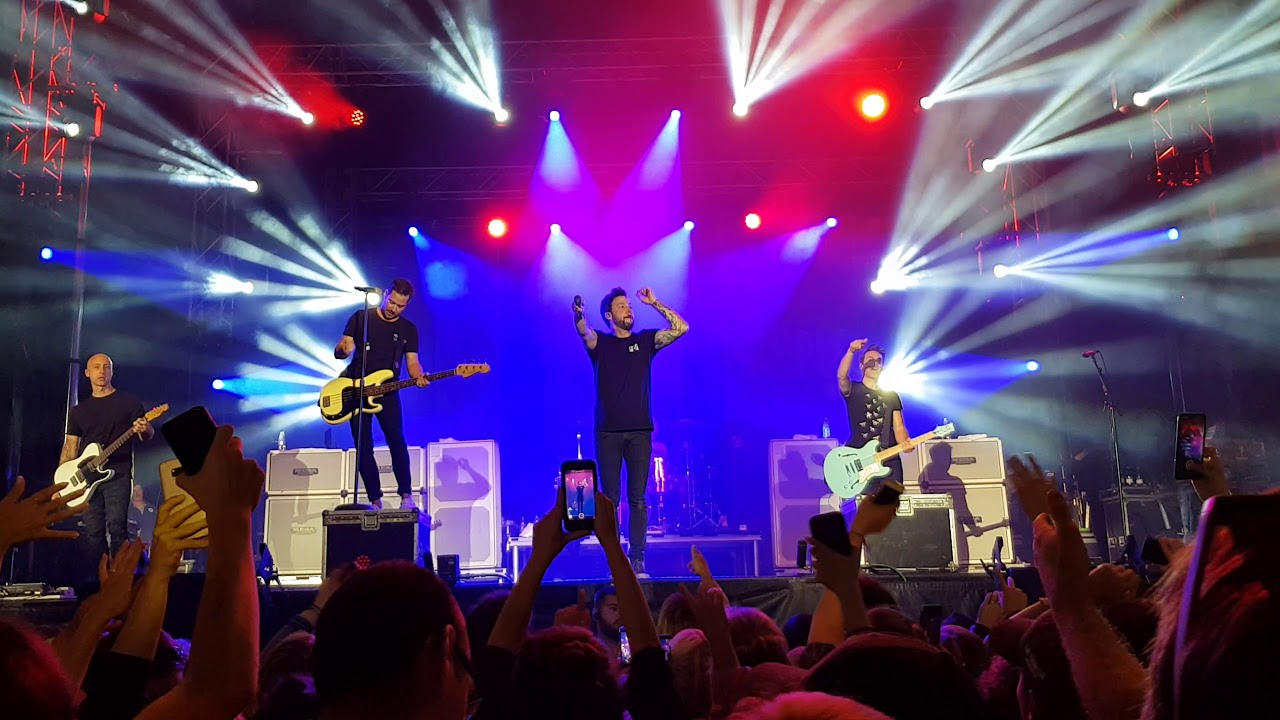 Simple Plan - Perfect - Live at Drummondville 2019-08-23