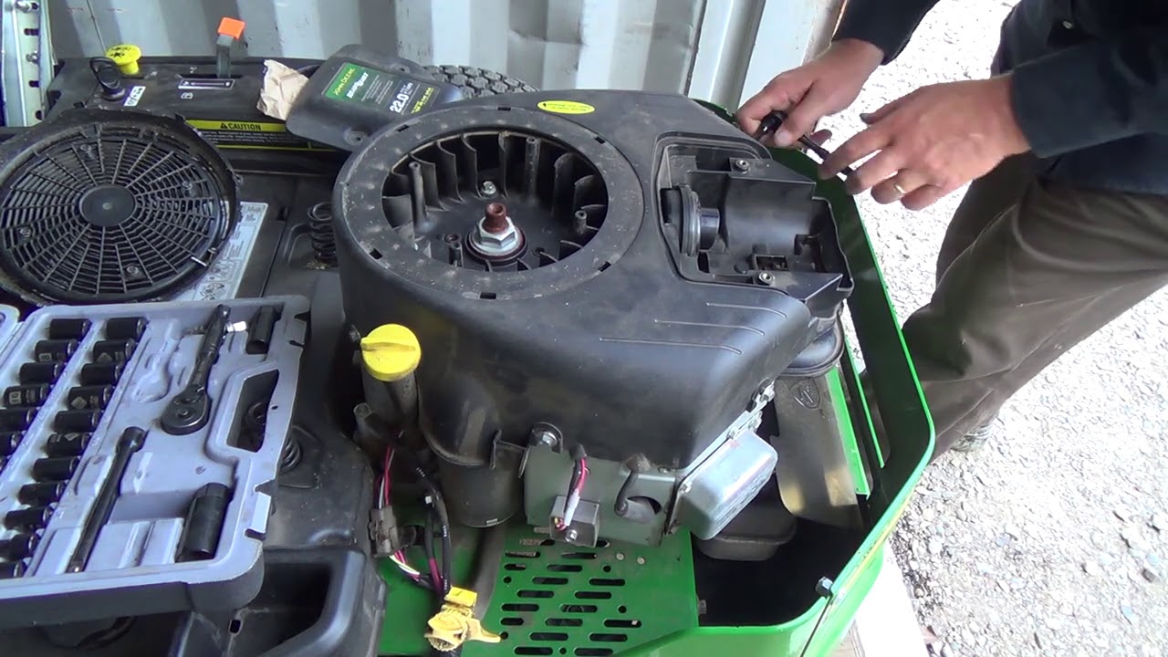 О нет... У нас первая проблема с газонокосилкой John Deere Z355R Intek m44 с нулевым радиусом пов...