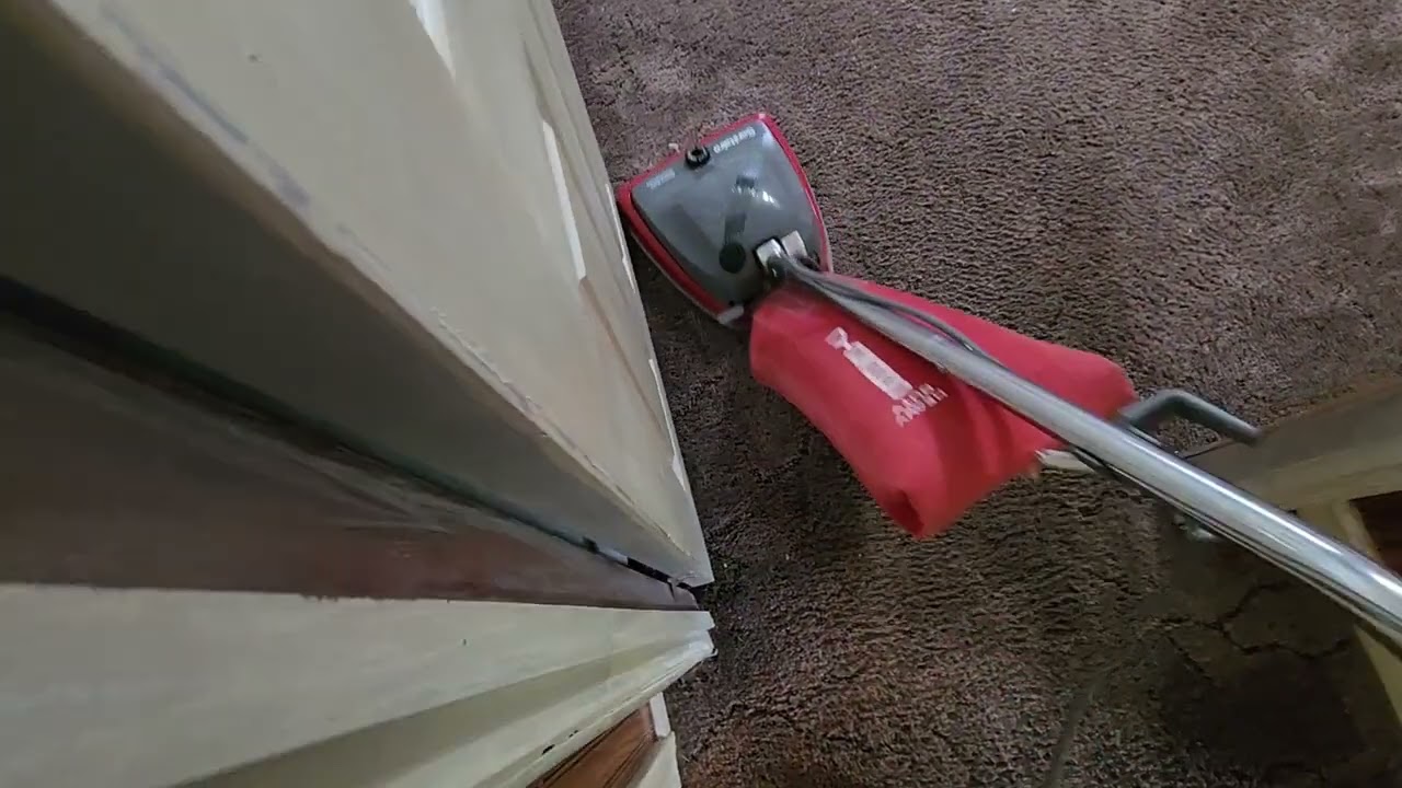 Super Crunchy Sanitaire Vacuuming A Filthy Rental