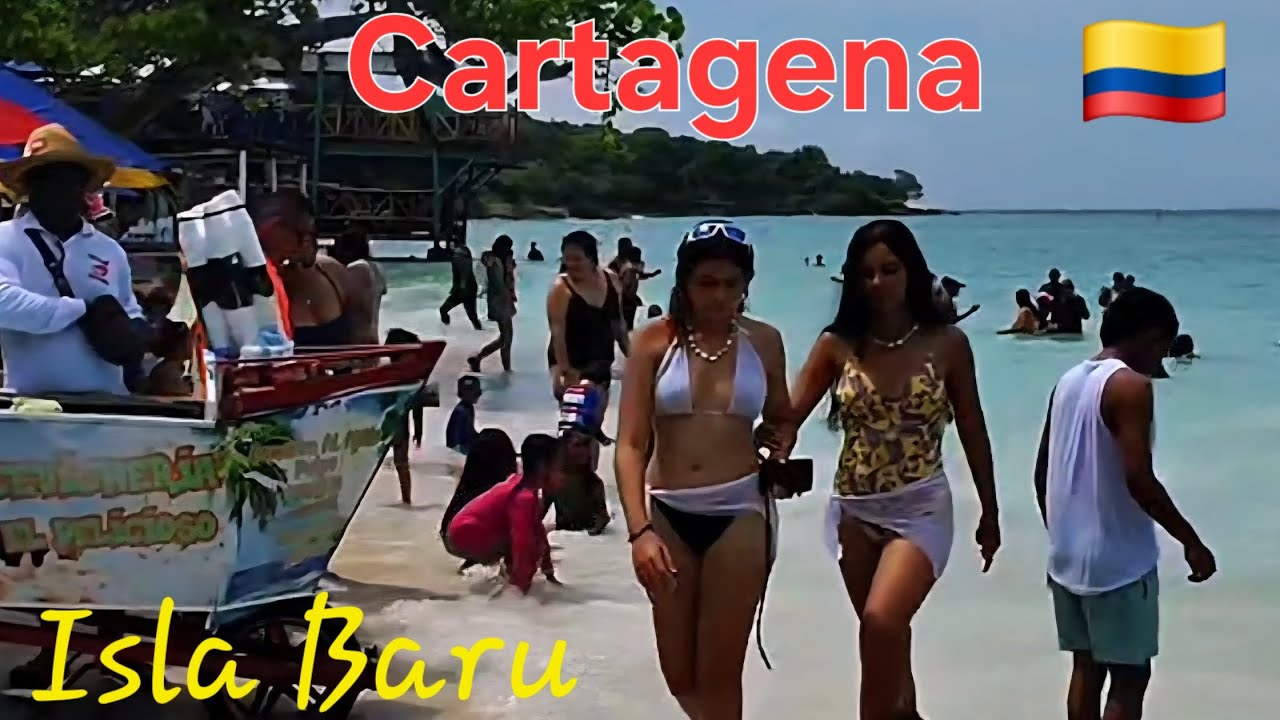 Walking on Baru Island in Cartagena 🇨🇴 Experience the lively and festive atmosphere of Playa Blanca