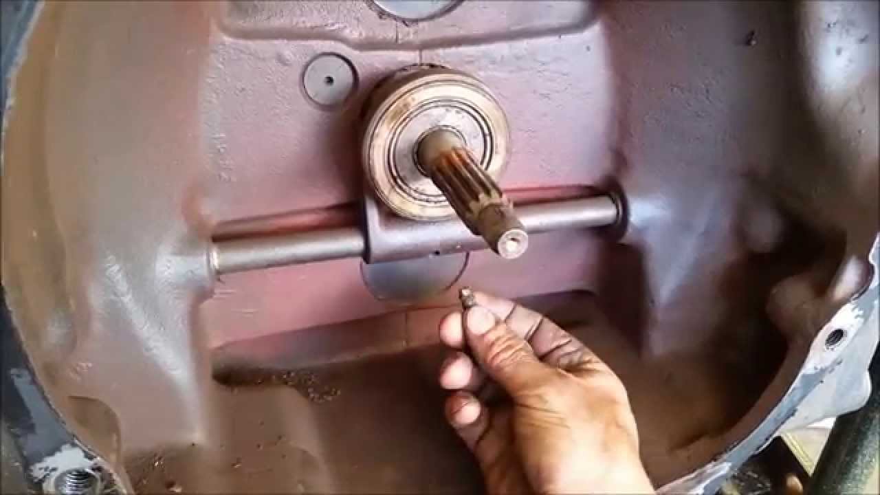 Case/IH 275 tear down (split tractor)